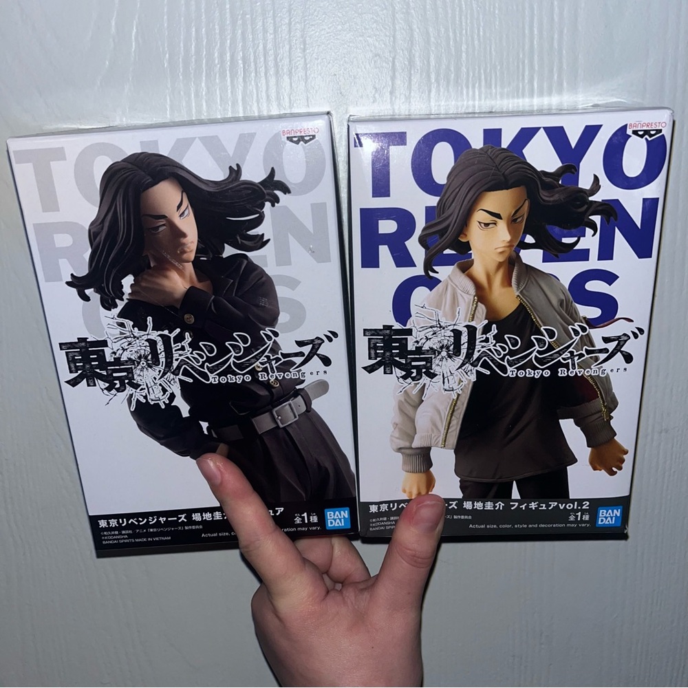 Tokyo revengers keisuke Baji anime figures (2)